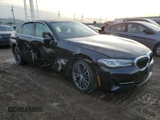 2022 BMW 5 Series 540i xDrive with VIN WBA73BJ04NWX56724, listed as a Copart auction lot 44247125 with 41,793 mi miles and Salvage title. Bid and sale history available at DreamBid. Image 4.