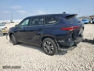 2020 Toyota Highlander XLE with VIN 5TDGZRBH1LS003373, listed as a Copart auction lot 53374895 with 42,994 mi miles and Salvage Title. Bid and sale history available at carsss.com. Image 2.