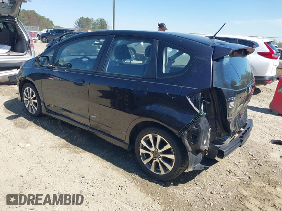 2013 Honda Fit Sport with VIN JHMGE8H59DC001939, listed as a IAAI auction lot 41885102 with 113,639 mi miles. Bid and sale history available at carsss.com. Image 3.