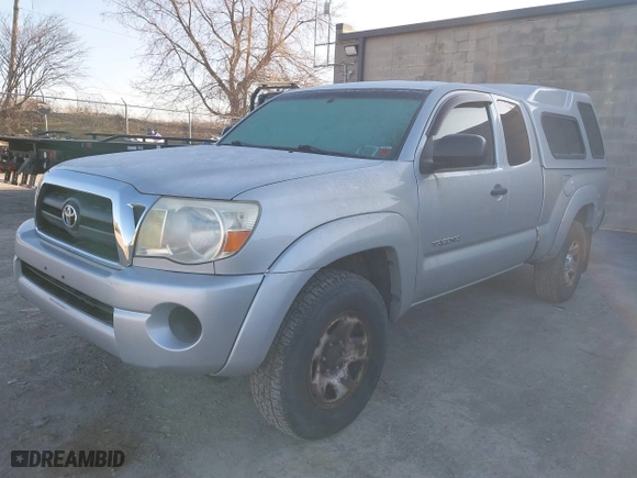 2006 Toyota Tacoma with VIN 5TEUX42N36Z198207, listed as a IAAI auction lot 41893976 with 215,738 mi miles. Bid and sale history available at carsss.com. Image 19.
