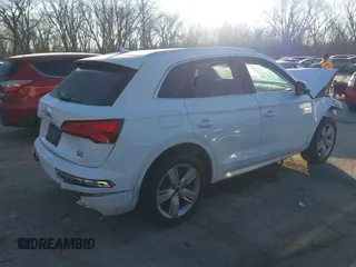2018 Audi Q5 Premium Plus with VIN WA1BNAFY9J2204115, listed as a IAAI auction lot 41216503 with 1 mi miles. Bid and sale history available at carsss.com. Image 4.