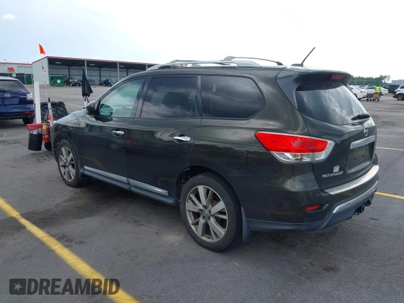 2016 Nissan Pathfinder Platinum with VIN 5N1AR2MM1GC601280, listed as a IAAI auction lot 42169483 with 179,332 mi miles. Bid and sale history available at carsss.com. Image 3.