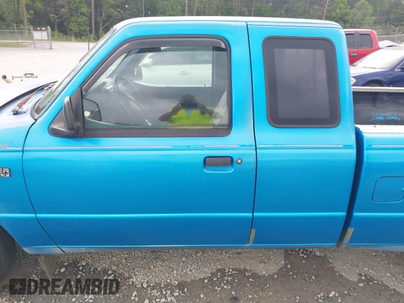 1995 Ford Ranger XL with VIN 1FTCR14A3SPA36321, listed as a IAAI auction lot 42094869 with 123,554 mi miles and . Bid and sale history available at DreamBid. Image 14.