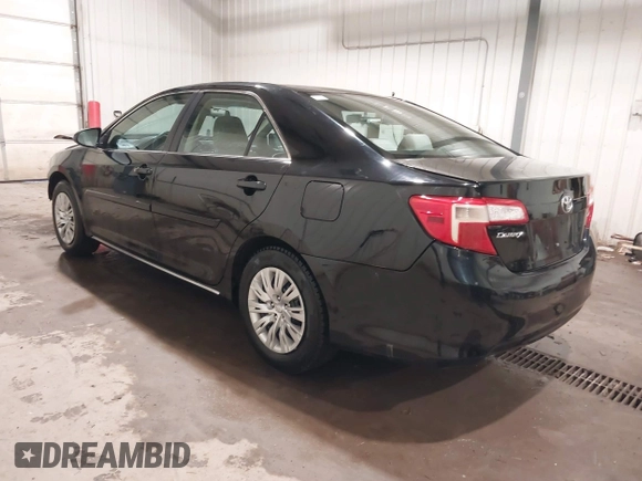 2013 Toyota Camry L with VIN 4T4BF1FK0DR333272, listed as a IAAI auction lot 41378158 with 126,151 mi miles. Bid and sale history available at carsss.com. Image 3.