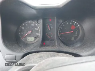 2005 Mitsubishi Outlander LS z VIN JA4LX31F85U043489, wystawiony jako IAAI lot #41929202 z przebiegiem 181 155 mil mil oraz . Historia ofert i sprzedaży dostępna na DreamBid. Obrazek 7.