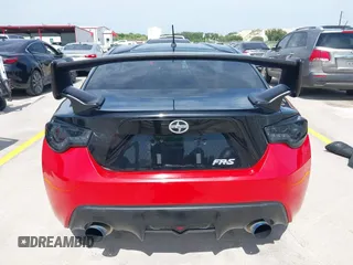 2014 Scion FR-S z VIN JF1ZNAA10E8703778, wystawiony jako IAAI lot #42264695 z przebiegiem 117 889 mil mil oraz . Historia ofert i sprzedaży dostępna na DreamBid. Obrazek 16.