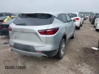 2020 Chevrolet Blazer LT z VIN 3GNKBCRSXLS570066, wystawiony jako IAAI lot #42140439 z przebiegiem 187 034 mil mil oraz . Historia ofert i sprzedaży dostępna na DreamBid. Obrazek 4.