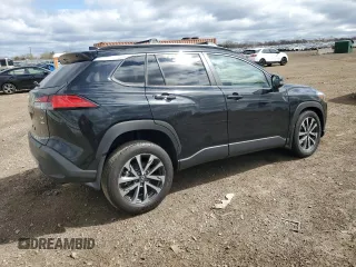 2024 Toyota Corolla Cross XLE z VIN 7MUDAABG9RV102170, wystawiony jako Copart lot #53101075 z przebiegiem 1 709 mil mil oraz Szkoda całkowita • Salvage title. Historia ofert i sprzedaży dostępna na DreamBid. Obrazek 3.