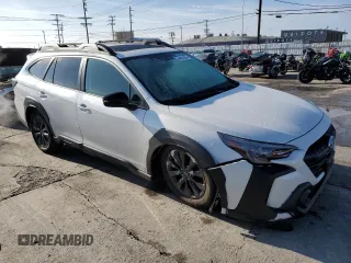 2025 Subaru Outback Onyx Edition with VIN 4S4BTALC4S3131263, listed as a Copart auction lot 44651635 with 788 mi miles and Salvage Title. Bid and sale history available at carsss.com. Image 4.