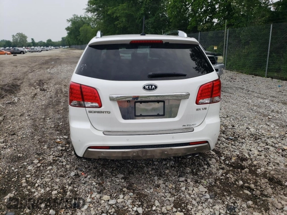 2013 Kia Sorento SX z VIN 5XYKWDA20DG412272, wystawiony jako Copart lot #60263145 z przebiegiem Nie podano mil oraz Czysty tytuł • Clean title. Historia ofert i sprzedaży dostępna na DreamBid. Obrazek 6.