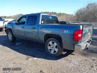 2008 Chevrolet Silverado 1500 LTZ with VIN 3GCEK13Y18G149385, listed as a IAAI auction lot 41223162 with 290,166 mi miles. Bid and sale history available at carsss.com. Image 3.