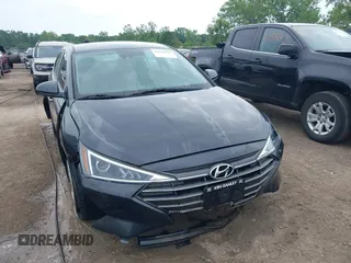 2020 Hyundai Elantra SEL z VIN 5NPD84LF4LH564792, wystawiony jako IAAI lot #42490983 z przebiegiem 32 927 mil mil oraz . Historia ofert i sprzedaży dostępna na DreamBid. Obrazek 6.