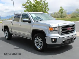 2014 GMC Sierra 1500 SLT z VIN 3GTU2VEJ2EG472780, wystawiony jako Copart lot #58266575 z przebiegiem 90 746 mil mil oraz Szkoda całkowita • Salvage title. Historia ofert i sprzedaży dostępna na DreamBid. Obrazek 1.
