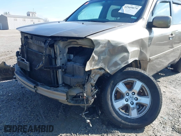 2011 Honda Pilot EX-L with VIN 5FNYF4H53BB063509, listed as a IAAI auction lot 41949079 with 173,580 mi miles. Bid and sale history available at carsss.com. Image 6.