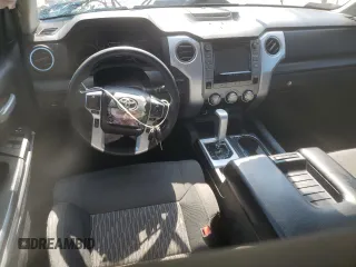2018 Toyota Tundra 2WD SR5 with VIN 5TFEM5F19JX134019, listed as a Copart auction lot 68264444 with 123,438 mi miles and Salvage Title. Bid and sale history available at carsss.com. Image 8.