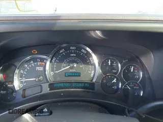 2003 Cadillac Escalade z VIN 1GYEC63T53R146068, wystawiony jako IAAI lot #41634405 z przebiegiem 272 263 mil mil oraz . Historia ofert i sprzedaży dostępna na DreamBid. Obrazek 15.