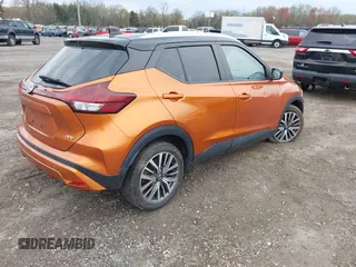 2021 Nissan Kicks SV with VIN 3N1CP5CV6ML487360, listed as a IAAI auction lot 42037750 with 88,491 mi miles. Bid and sale history available at carsss.com. Image 4.