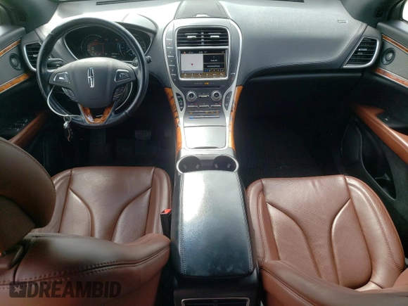 2017 Lincoln MKX Reserve z VIN 2LMPJ8LP0HBL24112, wystawiony jako Copart lot #55925135 z przebiegiem 70 997 mil mil oraz Szkoda całkowita • Salvage title. Historia ofert i sprzedaży dostępna na DreamBid. Obrazek 8.