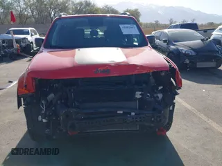 2019 Jeep Renegade Trailhawk with VIN ZACNJBC19KPK09606, listed as a IAAI auction lot 42002002 with 25,646 mi miles and . Bid and sale history available at DreamBid. Image 13.