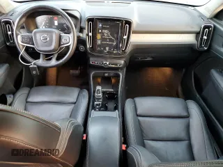 2020 Volvo XC40 Inscription with VIN YV4162UL2L2217591, listed as a Copart auction lot 48602535 with 69,768 mi miles and Salvage Title. Bid and sale history available at DreamBid. Image 8.