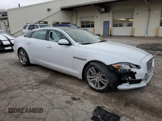 2016 Jaguar XJ Portfolio with VIN SAJWJ2GD2G8V92848, listed as a Copart auction lot 41614745 with 36,650 mi miles and Salvage title. Bid and sale history available at DreamBid. Image 4.