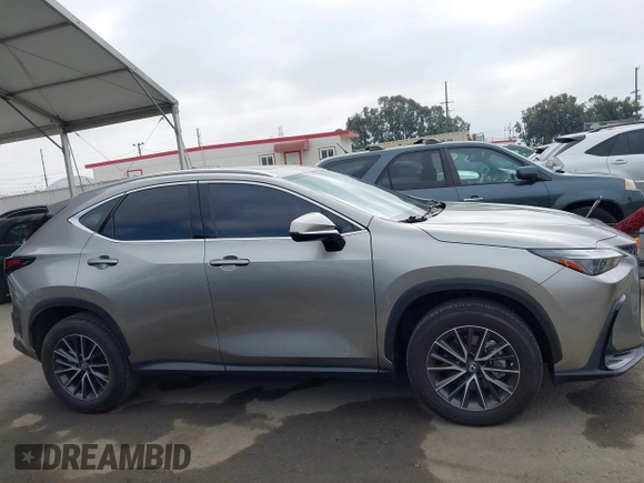 2022 Lexus NX 350 Premium с VIN 2T2GGCEZ9NC008870, выставлен на аукционе IAAI как лот 42359185 с пробегом 20 000 миль миль и . История ставок и продаж доступна на DreamBid. Изображение 13.