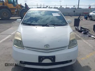2005 Toyota Prius with VIN JTDKB20U553119699, listed as a IAAI auction lot 42087112 with 212,465 mi miles. Bid and sale history available at carsss.com. Image 13.