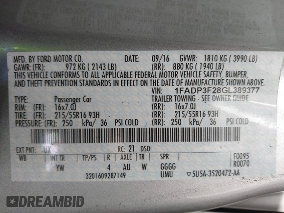 2016 Ford Focus SE with VIN 1FADP3F28GL389377, listed as a IAAI auction lot 42135996 with 172,278 mi miles. Bid and sale history available at carsss.com. Image 9.