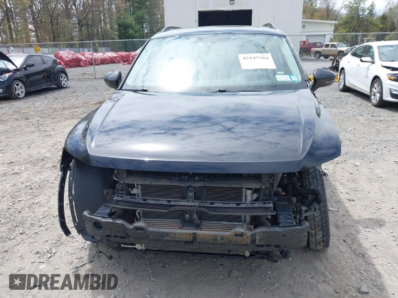2019 Volkswagen Tiguan SE with VIN 3VV2B7AX7KM174382, listed as a IAAI auction lot 42147584 with 64,460 mi miles and . Bid and sale history available at DreamBid. Image 6.