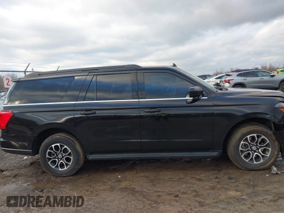 2024 Ford Expedition Max XLT with VIN 1FMJK1H80REA23644, listed as a IAAI auction lot 41113542 with 26,360 mi miles and . Bid and sale history available at DreamBid. Image 14.