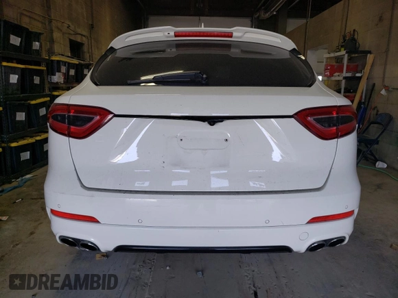 2017 Maserati Levante with VIN ZN661XUS0HX250710, listed as a Copart auction lot 65352173 with 77,927 mi miles. Bid and sale history available at carsss.com. Image 6.