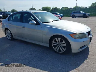 2006 BMW 3 Series 325i с VIN WBAVB135X6KR63138, выставлен на аукционе IAAI как лот 42780102 с пробегом 205 000 миль миль и . История ставок и продаж доступна на DreamBid. Изображение 1.