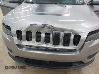 2020 Jeep Cherokee Altitude with VIN 1C4PJMLX9LD635274, listed as a IAAI auction lot 42366526 with 53,589 mi miles and . Bid and sale history available at DreamBid. Image 6.