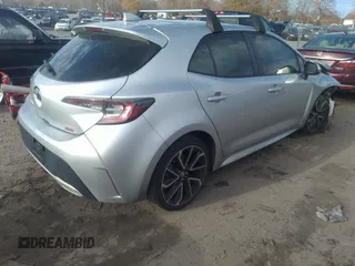 2019 Toyota Corolla Hatchback SE with VIN JTNK4RBE6K3066818, listed as a IAAI auction lot 35252428 with 43,229 mi miles. Bid and sale history available at carsss.com. Image 4.