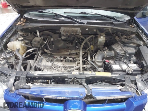 2006 Mazda Tribute i with VIN 4F2YZ92Z16KM37284, listed as a IAAI auction lot 41755952 with 129,284 mi miles and . Bid and sale history available at carsss.com. Image 10.