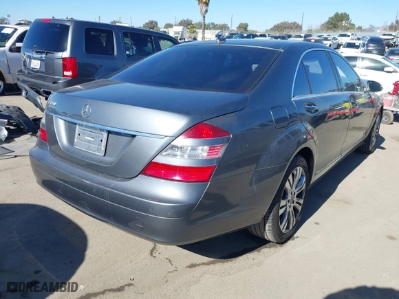 2009 Mercedes-Benz S-Class 5.5L V8 with VIN WDDNG71XX9A245942, listed as a IAAI auction lot 41376420 with 112,831 mi miles. Bid and sale history available at carsss.com. Image 4.