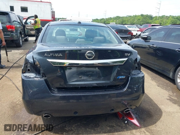 2013 Nissan Altima SV with VIN 1N4AL3AP7DC131011, listed as a IAAI auction lot 42453457 with 144,950 mi miles and . Bid and sale history available at DreamBid. Image 6.