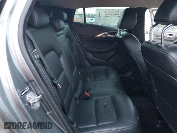 2018 Infiniti QX30 Premium z VIN SJKCH5CP6JA060448, wystawiony jako Copart lot #83436754 z przebiegiem 97 684 mil mil oraz Szkoda całkowita • Salvage title. Historia ofert i sprzedaży dostępna na DreamBid. Obrazek 10.