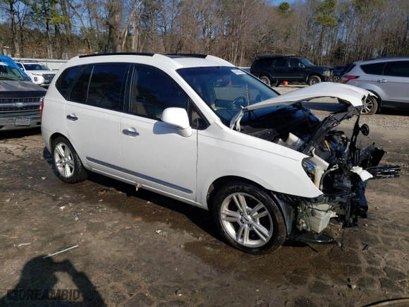 2007 Kia Rondo LX with VIN KNAFG526277045220, listed as a Copart auction lot 41451735 with NaN miles and Salvage Title. Bid and sale history available at carsss.com. Image 4.
