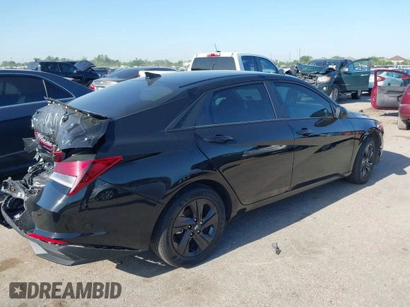 2023 Hyundai Elantra SEL with VIN 5NPLM4AG9PH116556, listed as a IAAI auction lot 41965379 with 5,907 mi miles and . Bid and sale history available at DreamBid. Image 4.