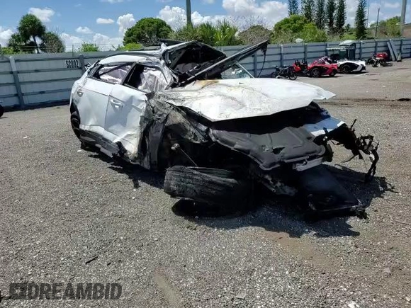2021 Lamborghini Urus z VIN ZPBUA1ZL4MLA13798, wystawiony jako Copart lot #54190482 z przebiegiem Nie podano mil oraz Nie do naprawy. Historia ofert i sprzedaży dostępna na DreamBid. Obrazek 11.