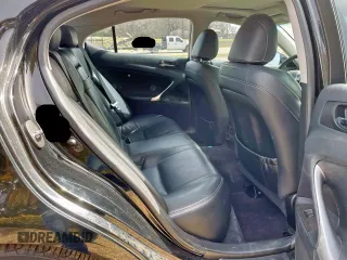 2011 Lexus IS 250 z VIN JTHBF5C22B2100995, wystawiony jako Copart lot #57727715 z przebiegiem 185 877 mil mil oraz Czysty tytuł • Clean title. Historia ofert i sprzedaży dostępna na DreamBid. Obrazek 6.