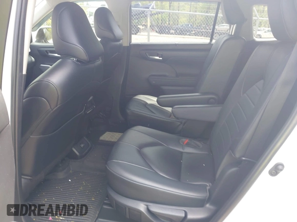 2023 Toyota Highlander L z VIN 5TDKDRBH4PS520231, wystawiony jako IAAI lot #42209363 z przebiegiem 21 312 mil mil oraz . Historia ofert i sprzedaży dostępna na DreamBid. Obrazek 8.
