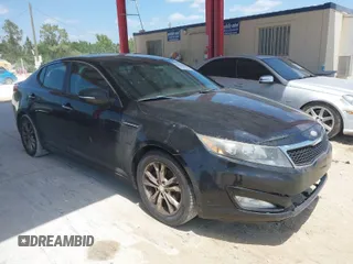 2013 Kia Optima EX with VIN 5XXGN4A75DG204221, listed as a IAAI auction lot 42081408 with 196,760 mi miles. Bid and sale history available at carsss.com. Image 1.