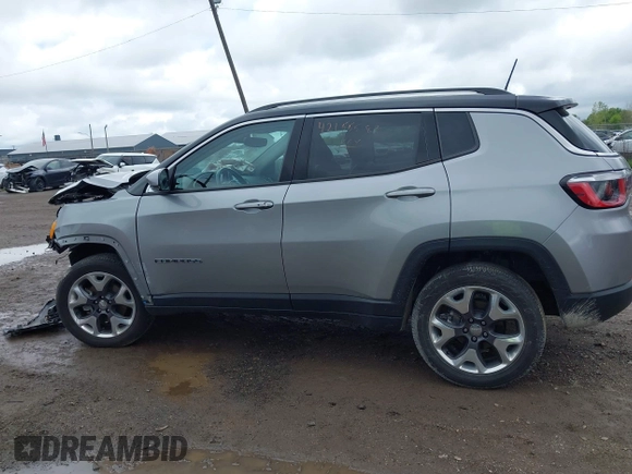 2020 Jeep Compass Limited with VIN 3C4NJDCB7LT233985, listed as a IAAI auction lot 42155583 with 28,929 mi miles and . Bid and sale history available at DreamBid. Image 14.