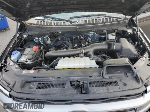 2024 Ford Expedition XLT z VIN 1FMJU1J84REA35560, wystawiony jako Copart lot #89156345 z przebiegiem 21 946 mil mil oraz Czysty tytuł • Clean title. Historia ofert i sprzedaży dostępna na DreamBid. Obrazek 12.