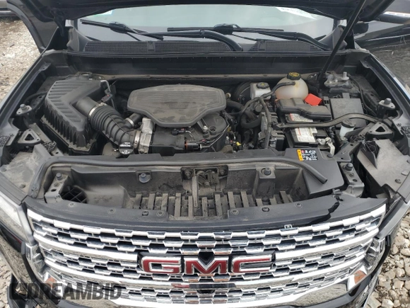 2020 GMC Acadia Denali with VIN 1GKKNXLS4LZ240771, listed as a Copart auction lot 58933135 with 39,703 mi miles and Salvage title. Bid and sale history available at DreamBid. Image 12.