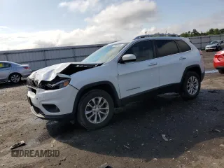 2019 Jeep Cherokee Latitude z VIN 1C4PJMCB2KD330721, wystawiony jako Copart lot #58840055 z przebiegiem 114 770 mil mil oraz Szkoda całkowita • Salvage title. Historia ofert i sprzedaży dostępna na DreamBid. Obrazek 1.