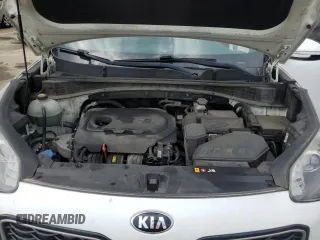 2019 Kia Sportage EX z VIN KNDPNCAC7K7522953, wystawiony jako Copart lot #54906835 z przebiegiem 128 011 mil mil oraz Szkoda całkowita • Salvage title. Historia ofert i sprzedaży dostępna na DreamBid. Obrazek 12.