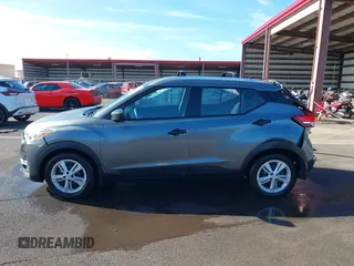 2019 Nissan Kicks S z VIN 3N1CP5CU9KL505032, wystawiony jako IAAI lot #41831490 z przebiegiem 35 155 mil mil oraz . Historia ofert i sprzedaży dostępna na DreamBid. Obrazek 14.